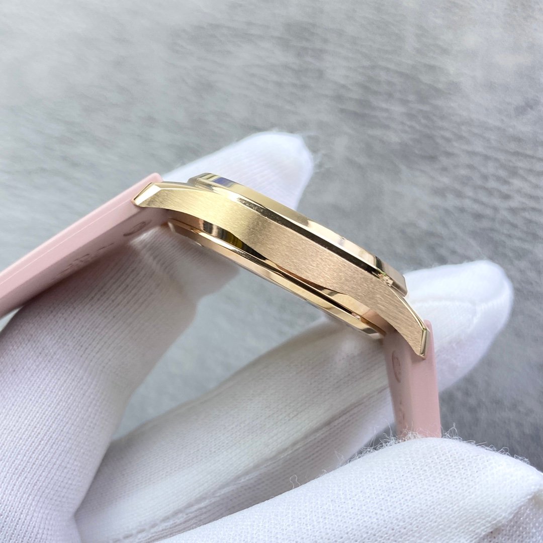 Patek Philippe Aquanaut 5067A “Pink” Diamond Bezel Rubber Strap - Image 2
