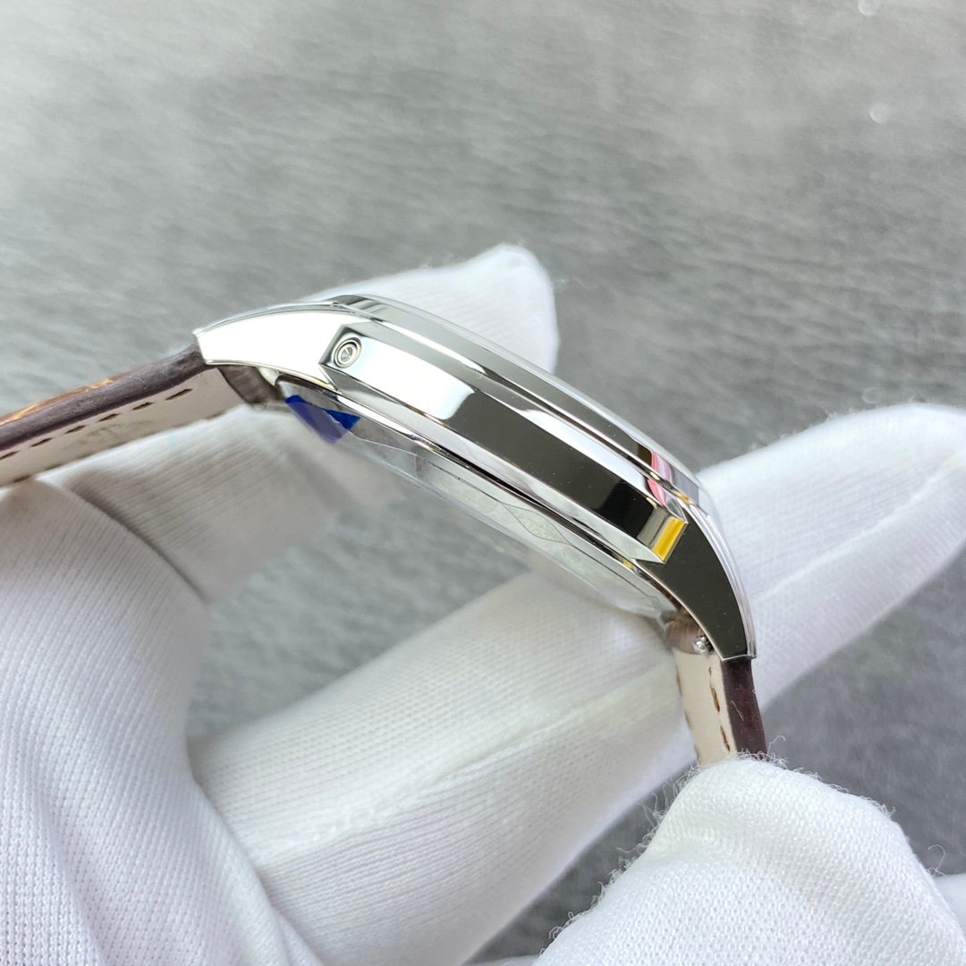 Patek Philippe 5320G-001 Moon Phase Perpetual Calendar - Image 6