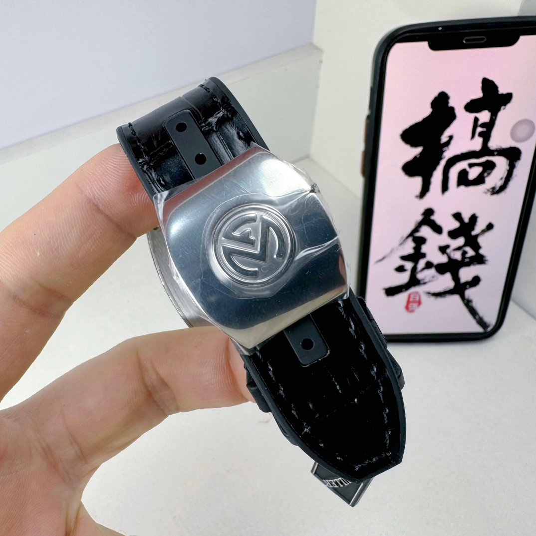 Franck Muller Vanguard V45 Diamond - Image 6