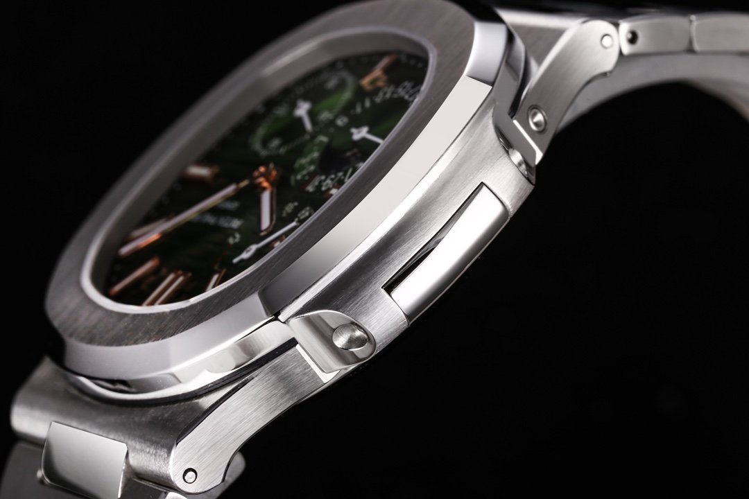 Patek Philippe Nautilus 5712/1A Green Dial - Image 8