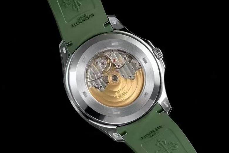 Patek Philippe Aquanaut 5168G Green Dial Rubber Strap - Image 6